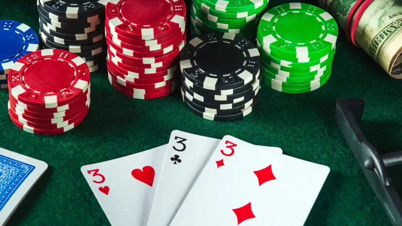 Chi tiết khái niệm Poker
