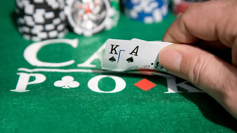 Tìm hiểu về những lợi ích của game bài poker đổi thưởng